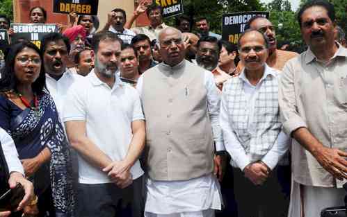 INDIA leaders protest in Parliament over suspension of Adhir from Lok Sabha