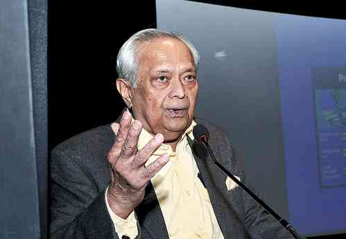 Padma award winning physicist Bikash Sinha passes away