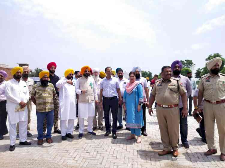 MLA Tarunpreet Sond takes stock of preparation of state level function to mark martyrdom day of Shaheed Karnail Singh Isru