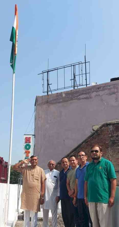 Kalia hoists National Tri-Color at his residence