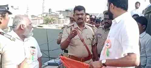 K'taka Police thwart attempt to hoist saffron flag alongside Tricolour in Belagavi