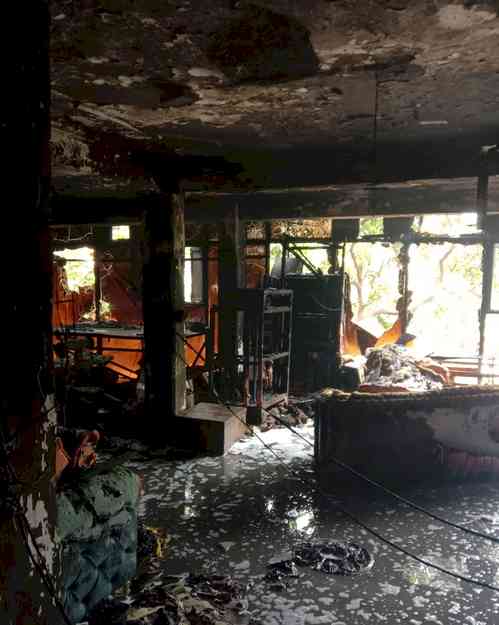 Fire breaks out in Delhi furniture godown