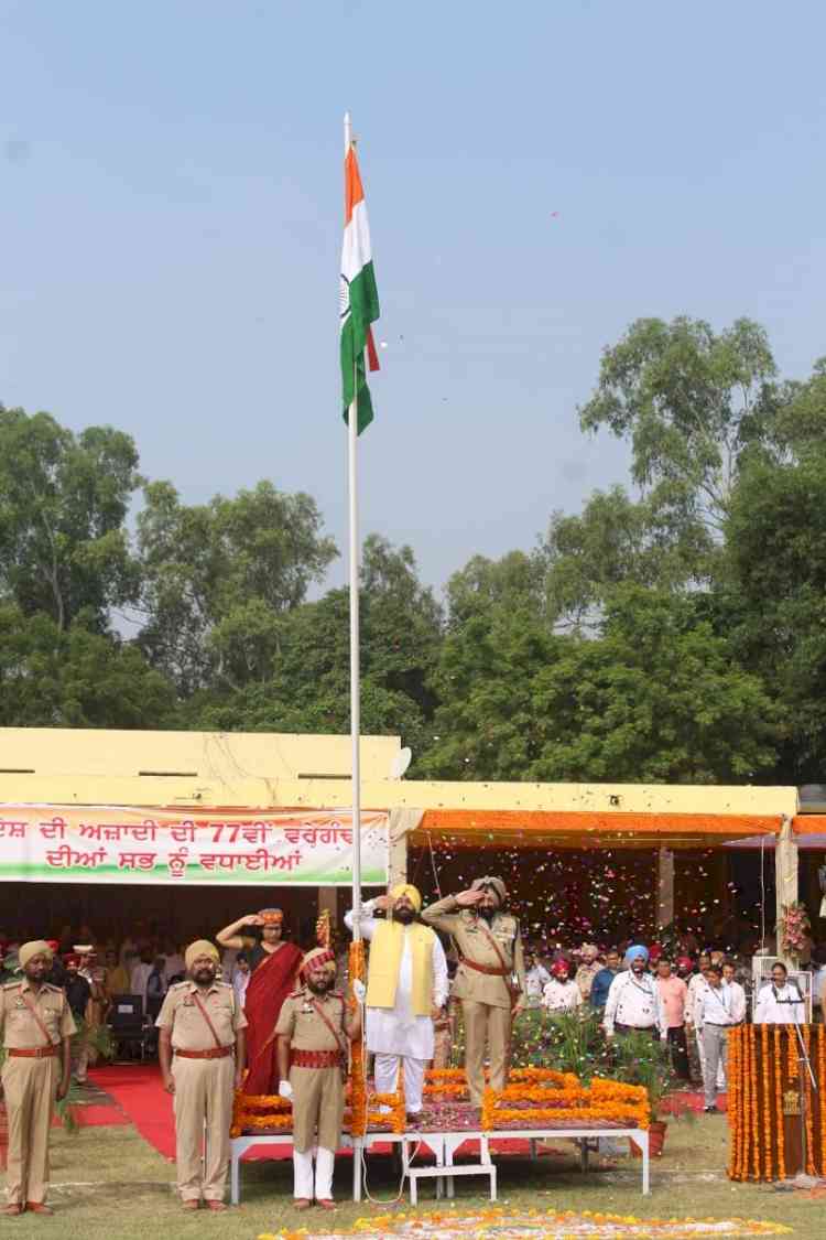Punjab Education Minister hoists Tricolour in Ludhiana, extends greetings on I-Day