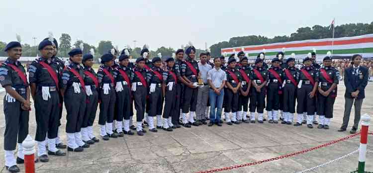 Best Marching Contingent in State-Level Independence Day Parade-2023