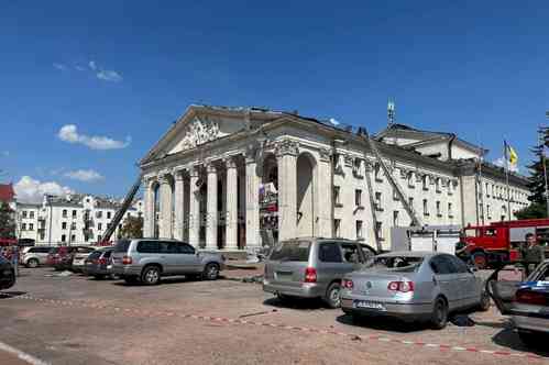 7 killed, dozens injured in missile attack on Ukraine's Chernihiv