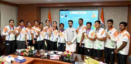 Sports Minister Anurag Thakur felicitates medal-winning compound and recurve archers