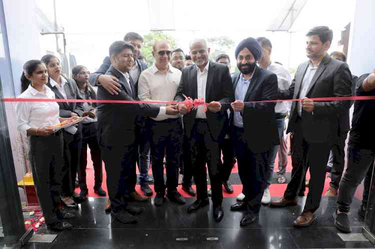 Redefining Excellence - Renault Inaugurates Five Dealerships in One Week