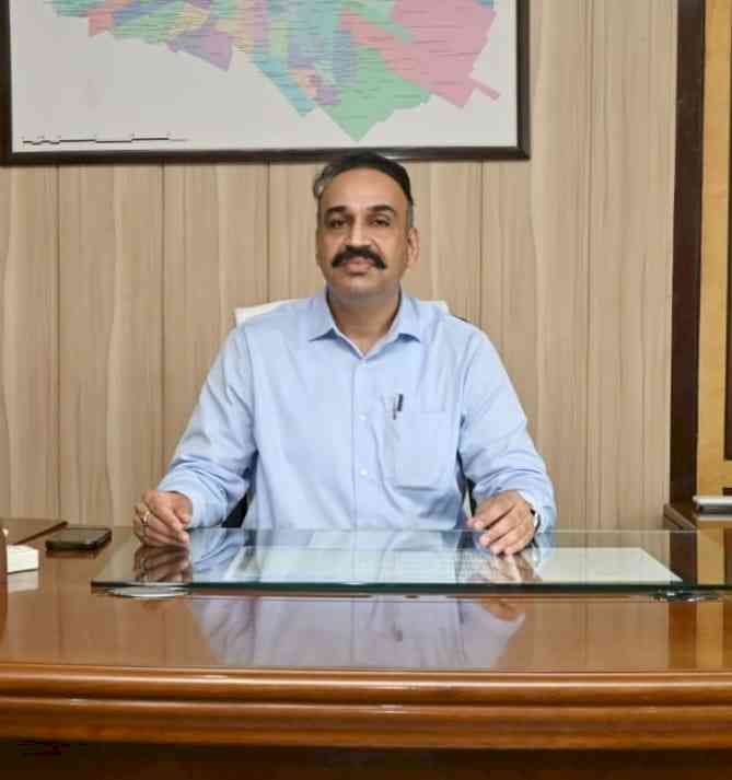 IAS Sandeep Rishi takes charge as MC Commissioner; appeals residents to support civic body for sustainable development 