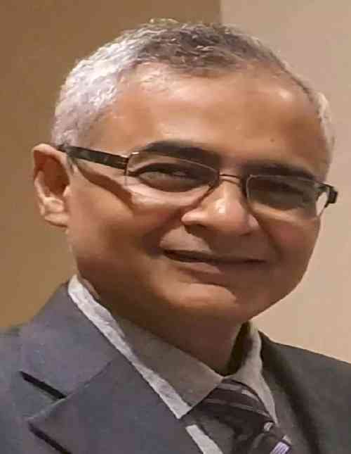 Bureaucratic reshuffle: Vumlunmang Vualnam new civil aviation Secy, Neeraj Mittal telecom Secy