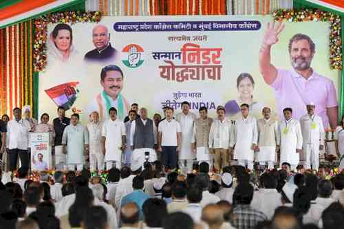 Congress will vanquish BJP in T’gana, R’than, C’garh and even Maha, says Rahul Gandhi