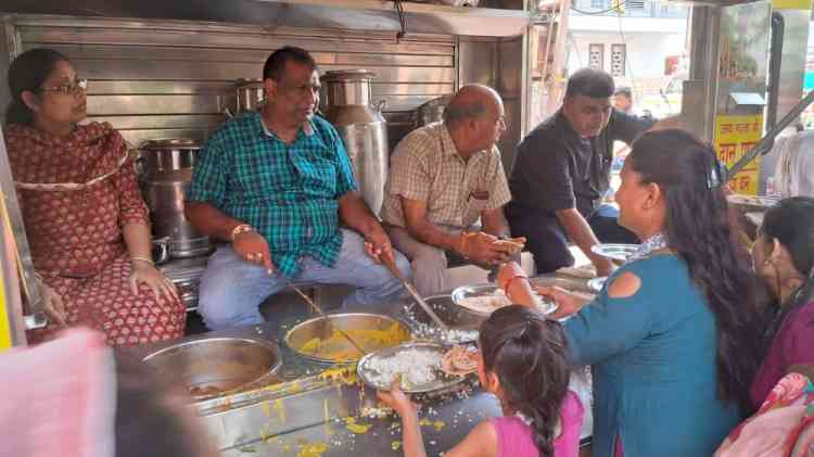 Shree Shyam Karuna Foundation holds Community Kitchen