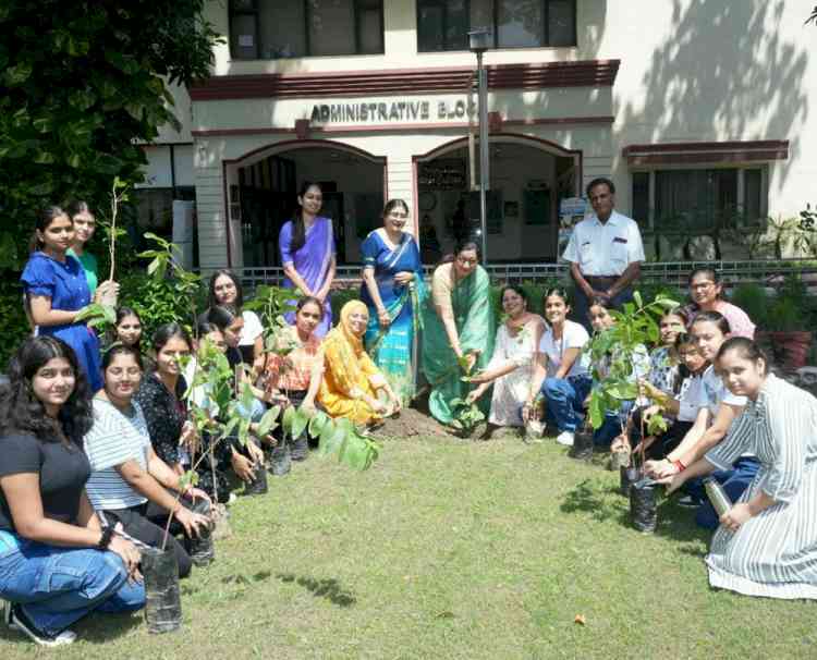 KMV organises plantation drive in collaborative venture with Inner Wheel Club