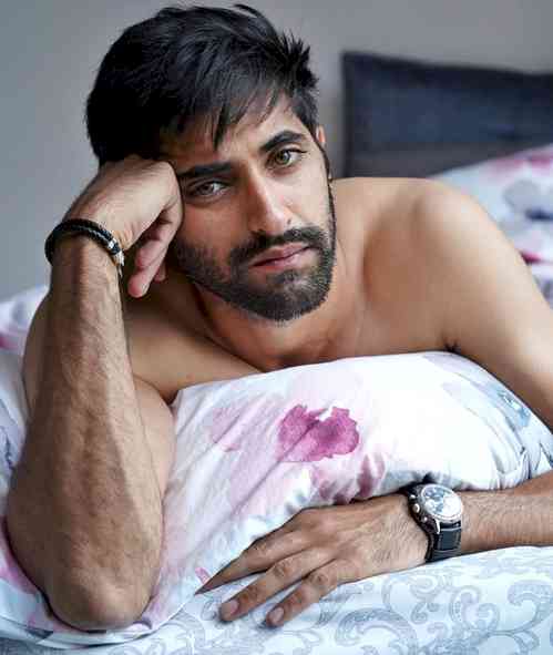 Akshay Oberoi to star in new romantic drama film 'Tu Chahiye'