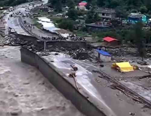 Odisha gives Rs 5 crore to calamity-hit Himachal