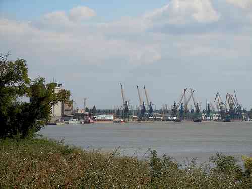 Russian drone strike hits Ukrainian port facilities on Danube river