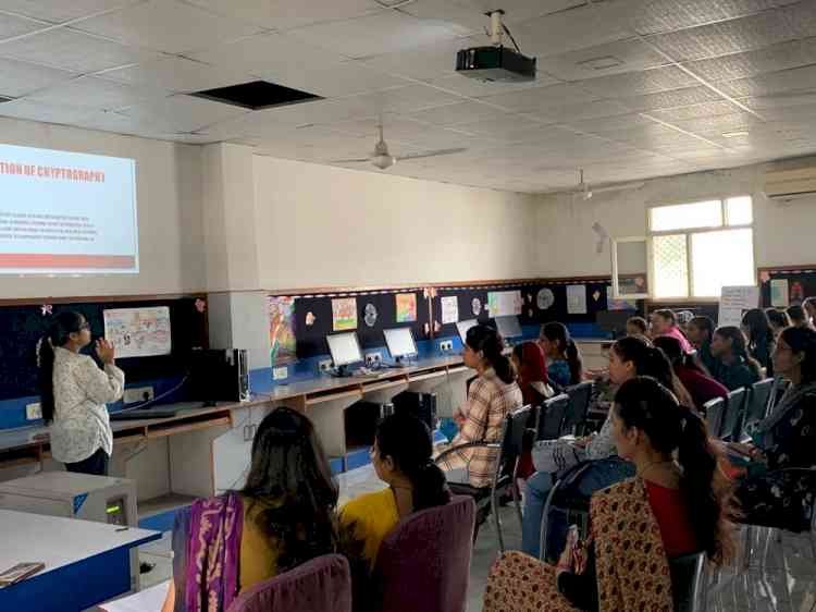 S. Ramanujan Society of Mathematics of PCM S. D. College for Women holds 'Power Point Presentation' Competition