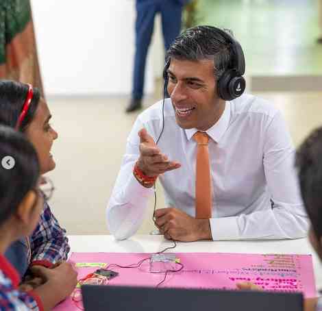 UK PM Rishi seen wearing boAt headphones, CEO Aman Gupta welcomes him