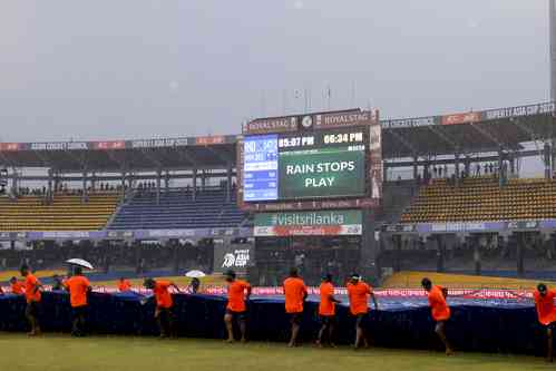 Asia Cup: India-Pakistan match halted in Colombo due to heavy rain; Rohit, Gill slam fifties (ld)