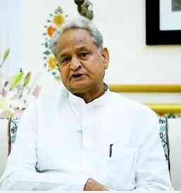 Dictatorial attitude not right in democratic system: Gehlot to Centre