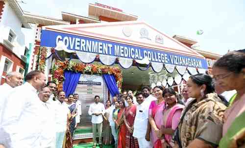 Andhra CM inaugurates 5 govt medical colleges