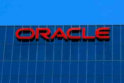 Oracle adds AI to marketing, sales & service applications on Cloud