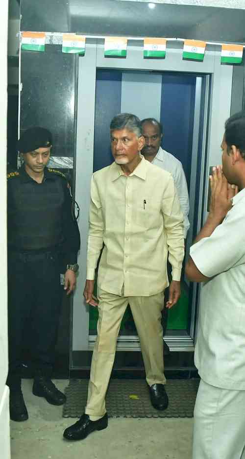 Andhra Pradesh HC reserves order on Naidu’s petition to quash case (Lead)