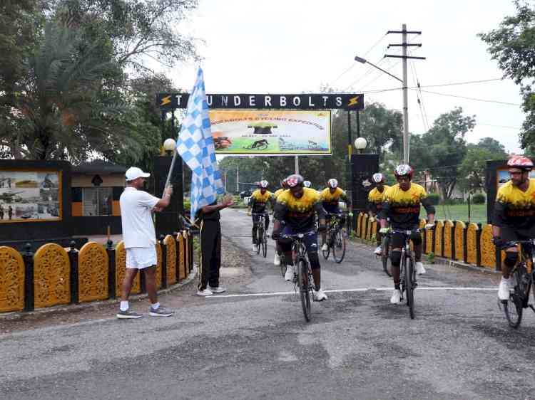 The Thunderbolt Cycling Expedition’ flagged off