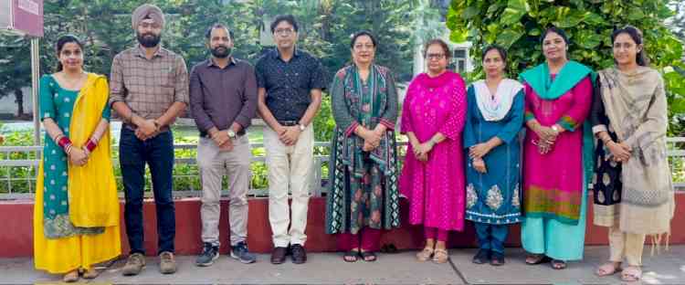 KMV disburses seed money to faculty and students to undertake 6 research projects