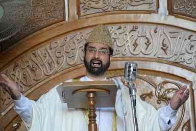 Mirwaiz Umar Farooq to lead Friday prayers at Jamia mosque in Srinagar after 4 yrs