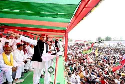 Akhilesh's national ambition could wreck INDIA bloc's seat-sharing plans