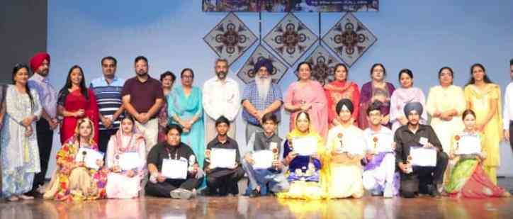 KMV organises a two-day district level Kala Utsav in collaboration with District Education Office