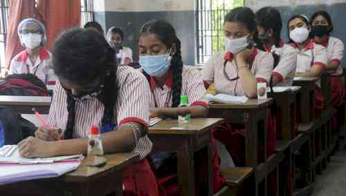 150 students from Jharkhand school admitted to Bengal hospital after complaining of uneasiness