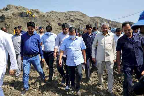 Kejriwal commits to cleaning up Delhi's landfills ahead of target