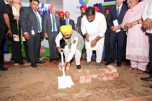Global business tycoons keen to invest in Punjab: Mann