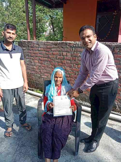 Kangra district administration honored 468 voters turned 100 plus on International Day of Older Persons