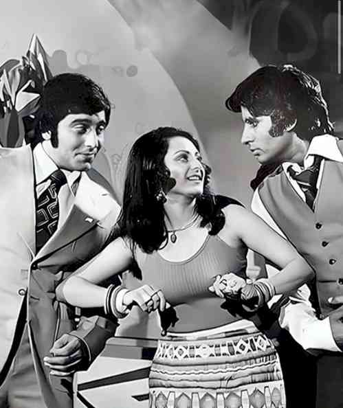 Saira Banu recalls ‘Hera Pheri’ days; reveals her favourite scene with Big B, Vinod Khanna