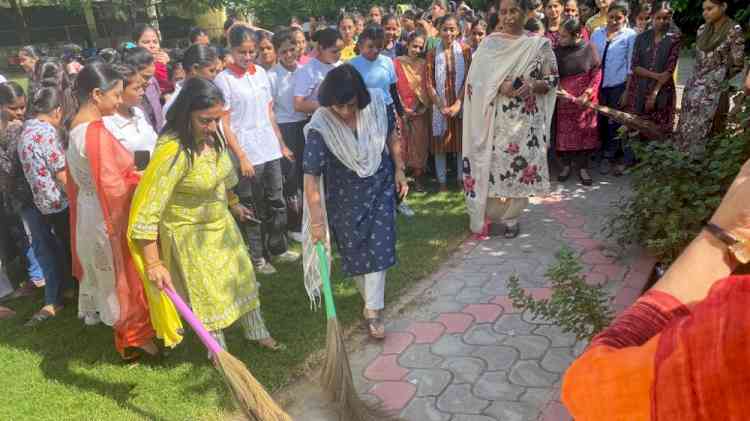 Ramgarhia Girls College celebrated 'Swachata Divas'