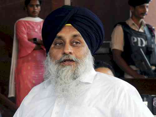 Sukhbir questions Kejriwal on Rs 50,000 crore investments in Punjab
