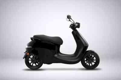 Ola, Okinawa continue to lose electric 2-wheeler market share: Report