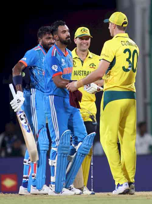 Men’s ODI WC: KL Rahul, Virat Kohli carry India to six-wicket win after Jadeja three-fer bowls Australia for 199