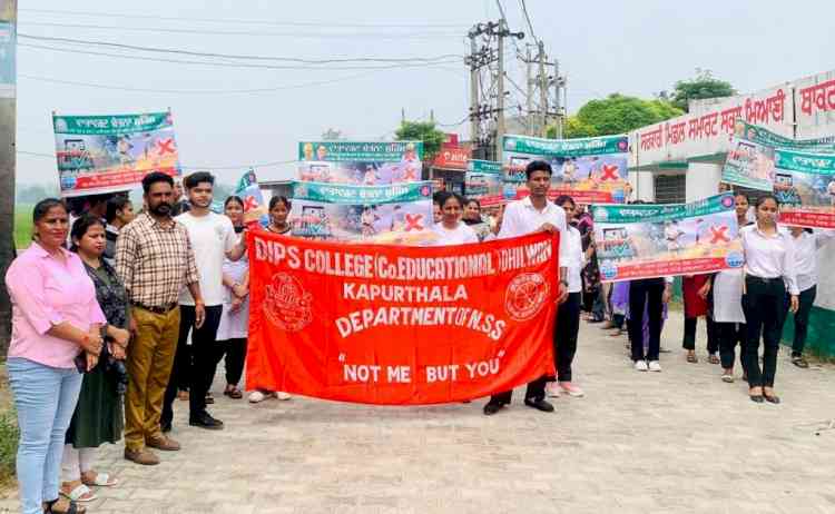 DIPS Students inform farmers to prevent stubble burning