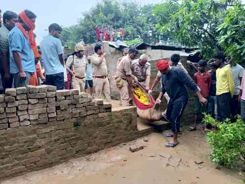 Akhilesh to visit Deoria on October 16, Yadav’s house to be bulldozed