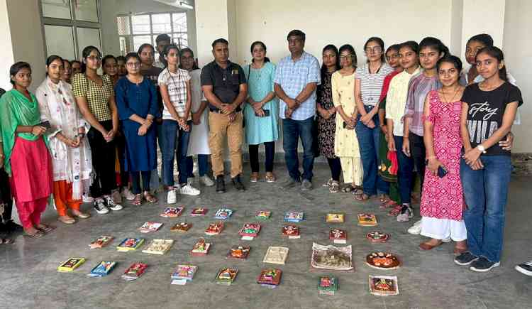 दृश्य कला विभाग द्वारा दो दिवसीय सांझी कार्यशाला आयोजित