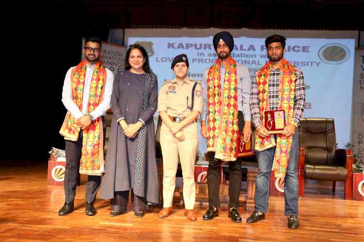 Asian Games Gold Medal winner LPU’s Hockey players welcomed at university Campus