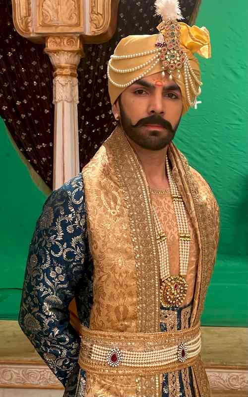 Karan V Grover joins Sony SAB’s Dhruv Tara as the fearless king, Surya Pratap Singh as the story takes a major turn