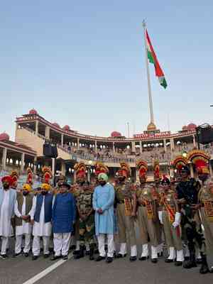 Punjab: Gadkari inaugurates highest national flag of 418 feet at India-Pak border