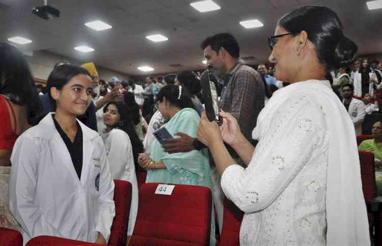 White Coat Ceremony held for fresh medicos MBBS batch 2023