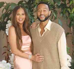 John Legend recounts 10-yr anniv celebration with wife Chrissy Teigen; calls it 'magical time'