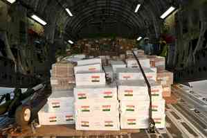 India sends humanitarian aid to war-torn Palestine