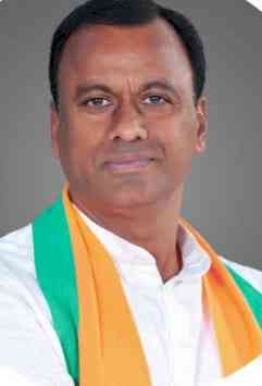 Jolt to Telangana BJP as Raj Gopal Reddy decides to join Cong
